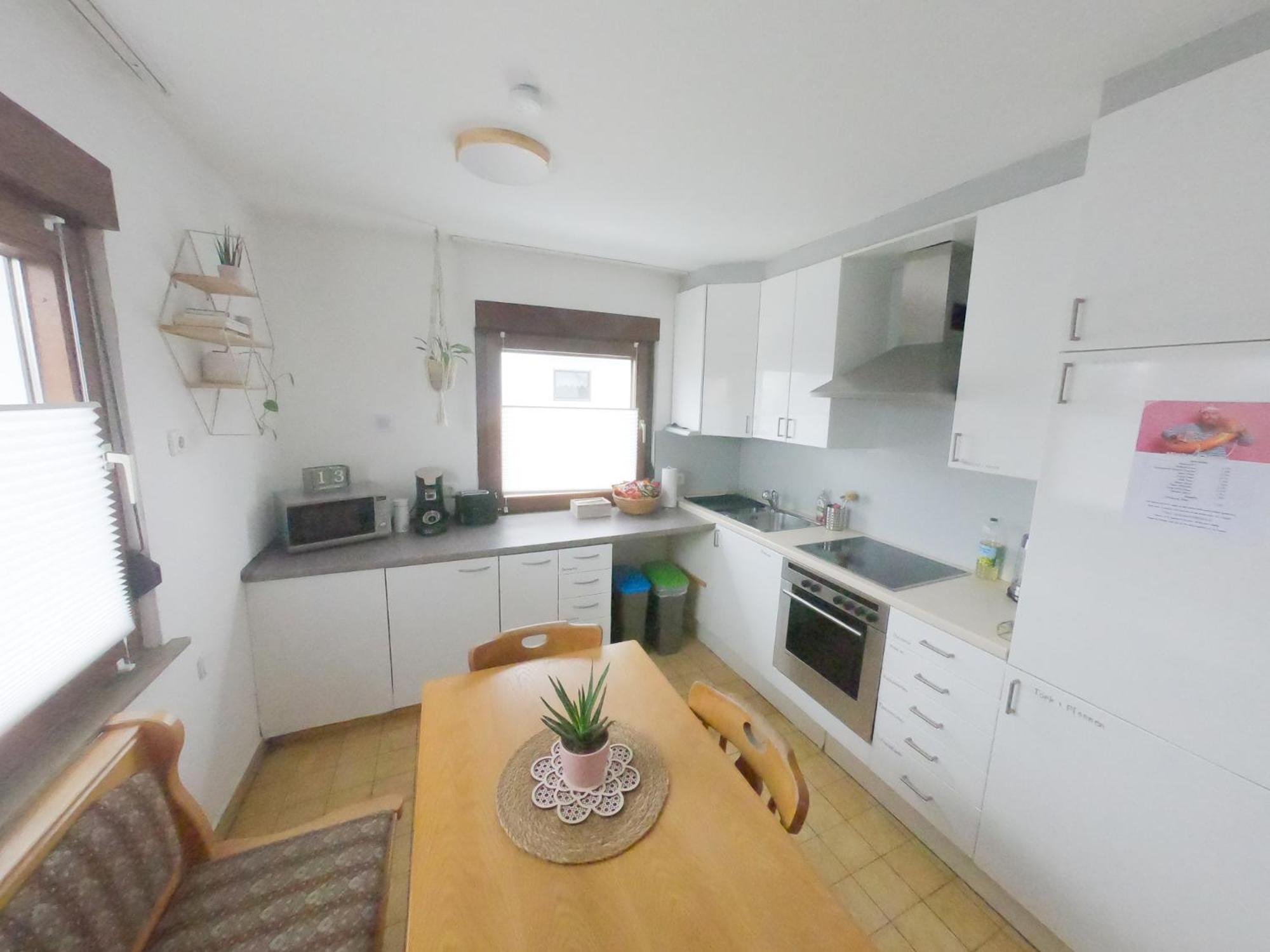Happybnb Apartment Mit Sonniger Terrasse Lochgau Exterior photo