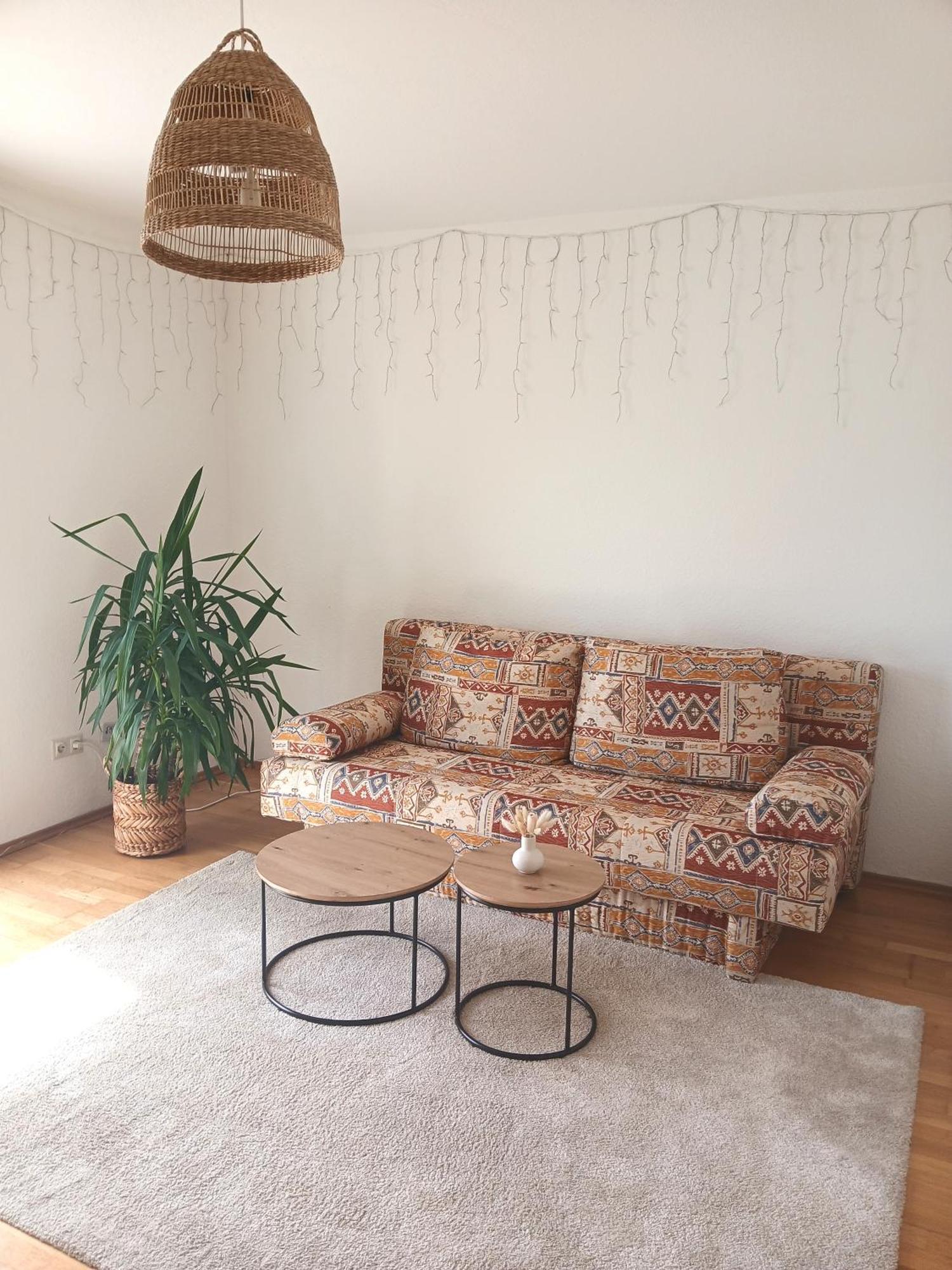 Happybnb Apartment Mit Sonniger Terrasse Lochgau Exterior photo